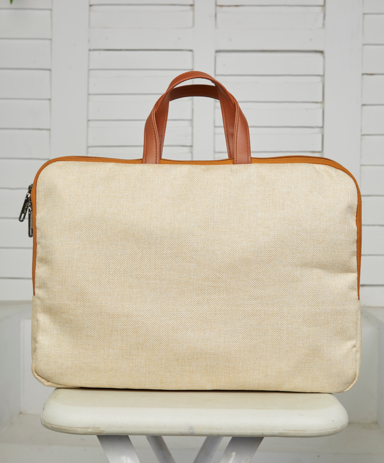 Handcrafted Jute Laptop Sleeve | Eco-Friendly Protection for Modern Professionals