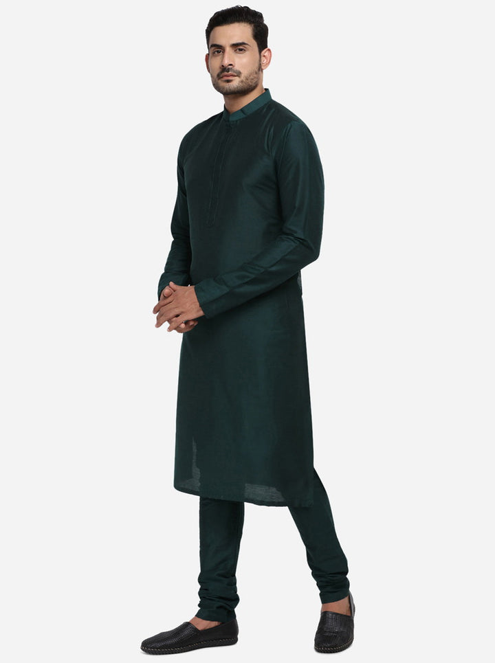 Comfortable dark green kurta set designed for all-day wear and style.