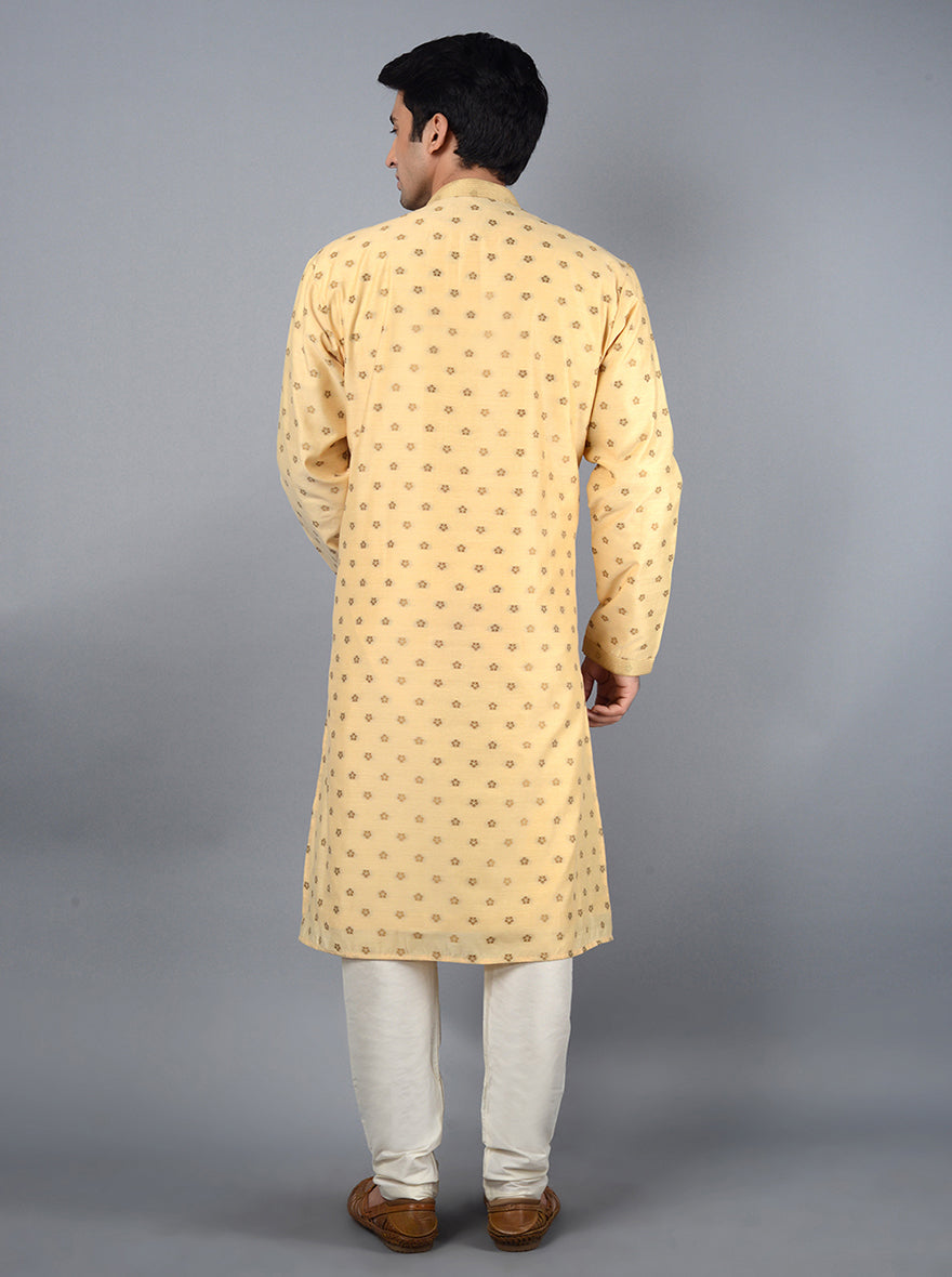 Perfect cream kurta for weddings and celebrations in the USA.