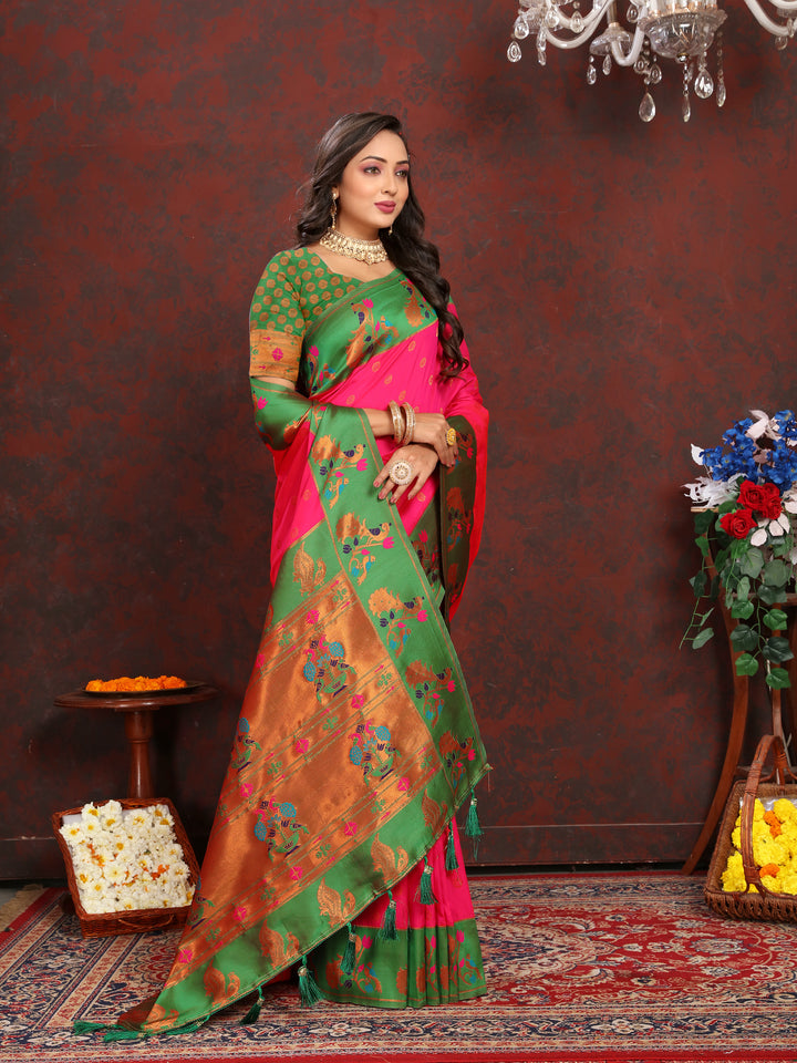 Traditional green Paithani Saree, featuring zari border, perfect for USA weddings.