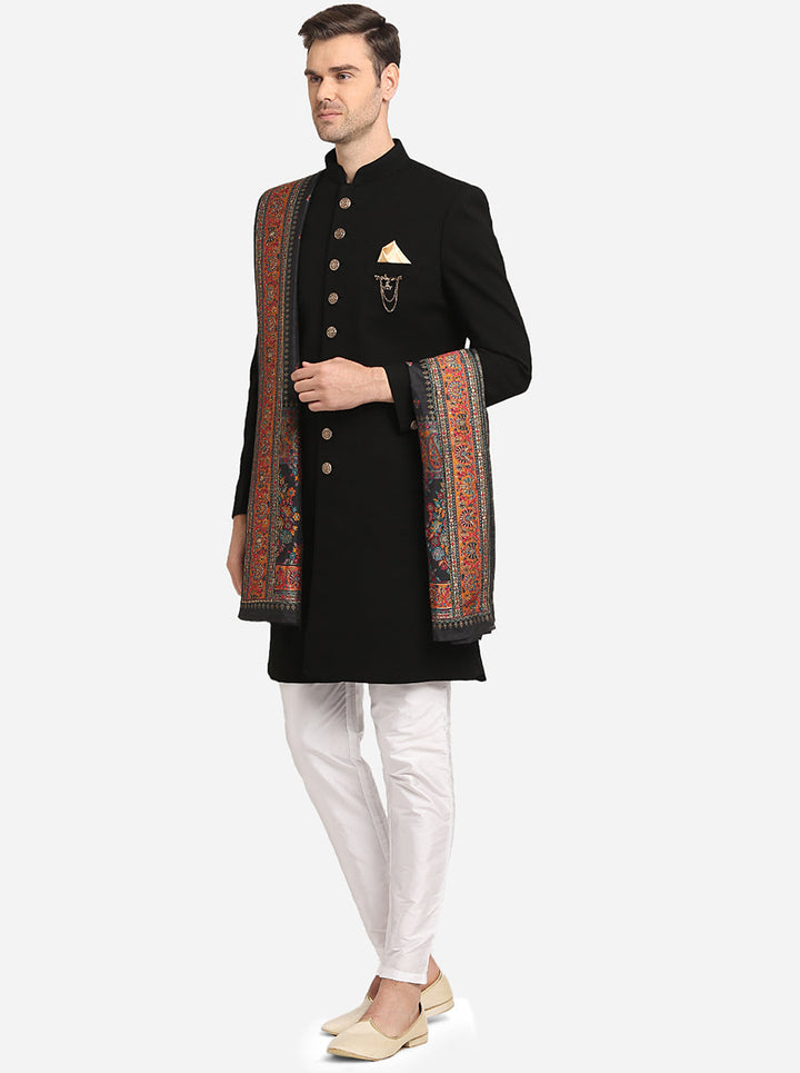 Step out in elegance with this Black Indo Western Achkan, perfect for special occasions and celebrations.