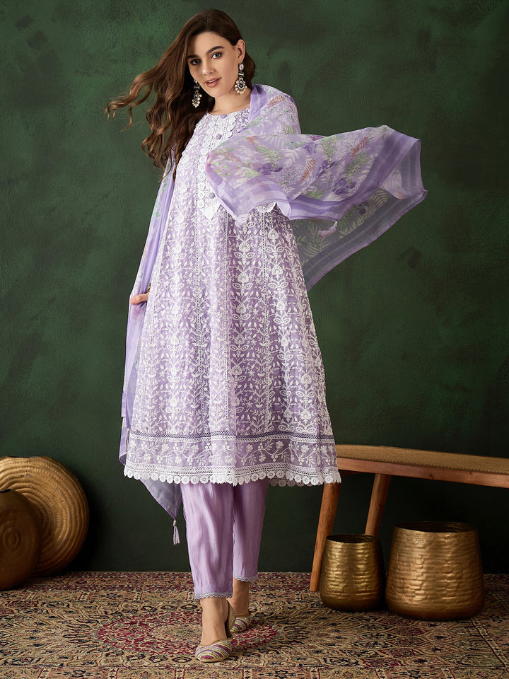 Stunning Lavender Embroidered Organza Pant Suit With Dupatta