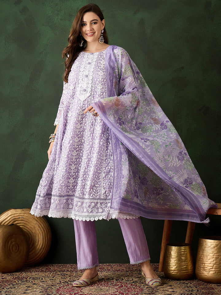 Stunning Lavender Embroidered Organza Pant Suit With Dupatta