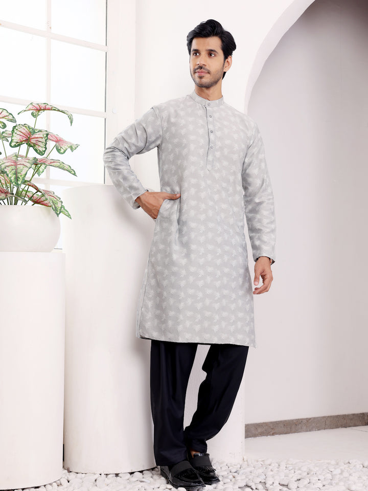 Sophisticated gray kurta pajama set in breathable viscose fabric, ideal for casual outings and festive events.