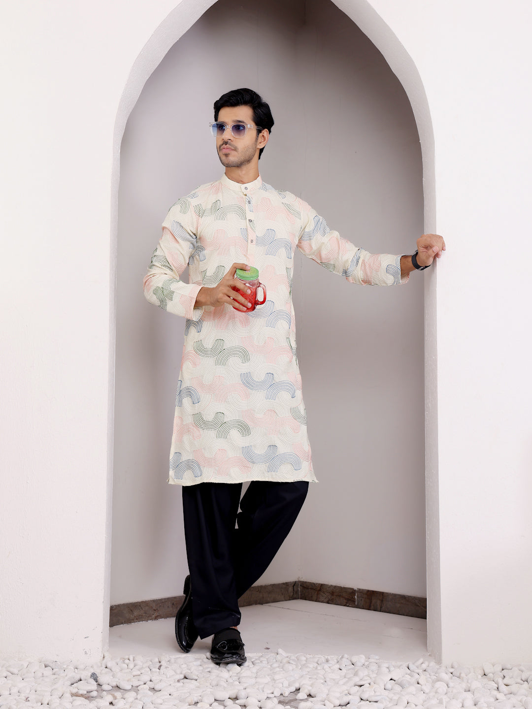 Stylish men's kurta set featuring handwoven embroidery and art silk.