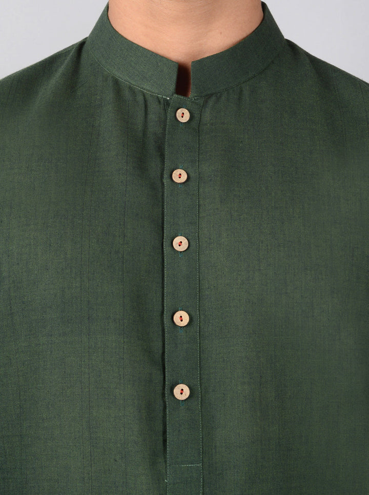 Elevate your wardrobe with this stylish Dark Green Kurta Set for men.