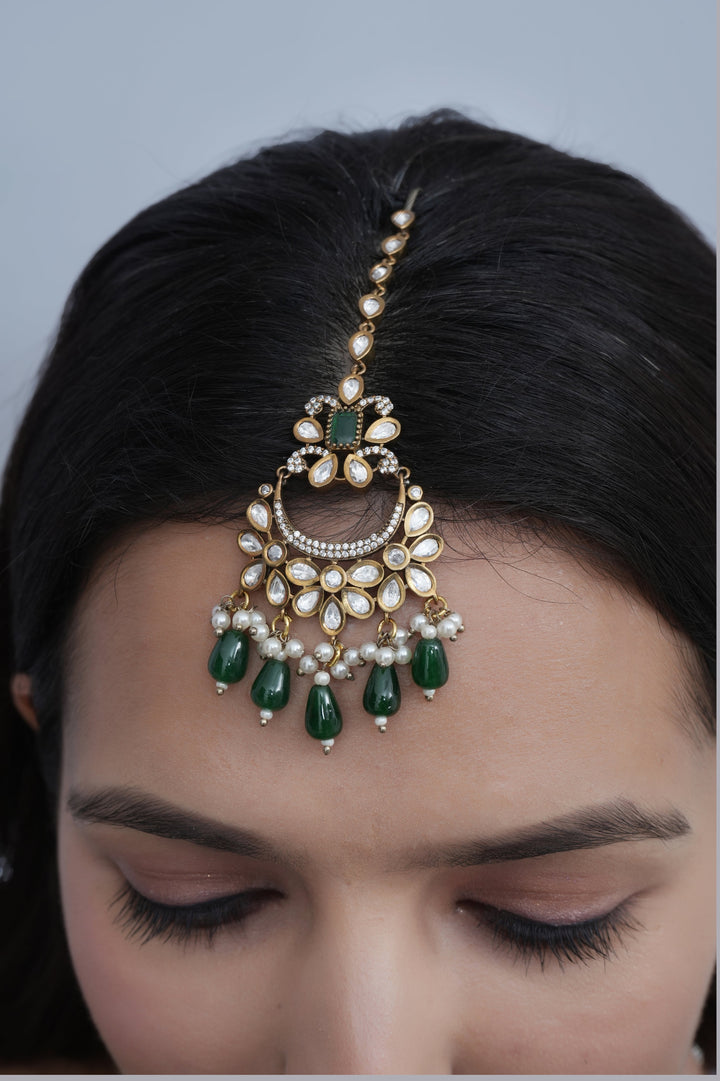 Elegant Bridal Pearl Maang Tikka | Traditional Indian Hair Jewelry