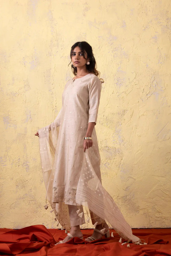 Kurtis Set in off-white | Perfect aari machine resham work with malai-silk