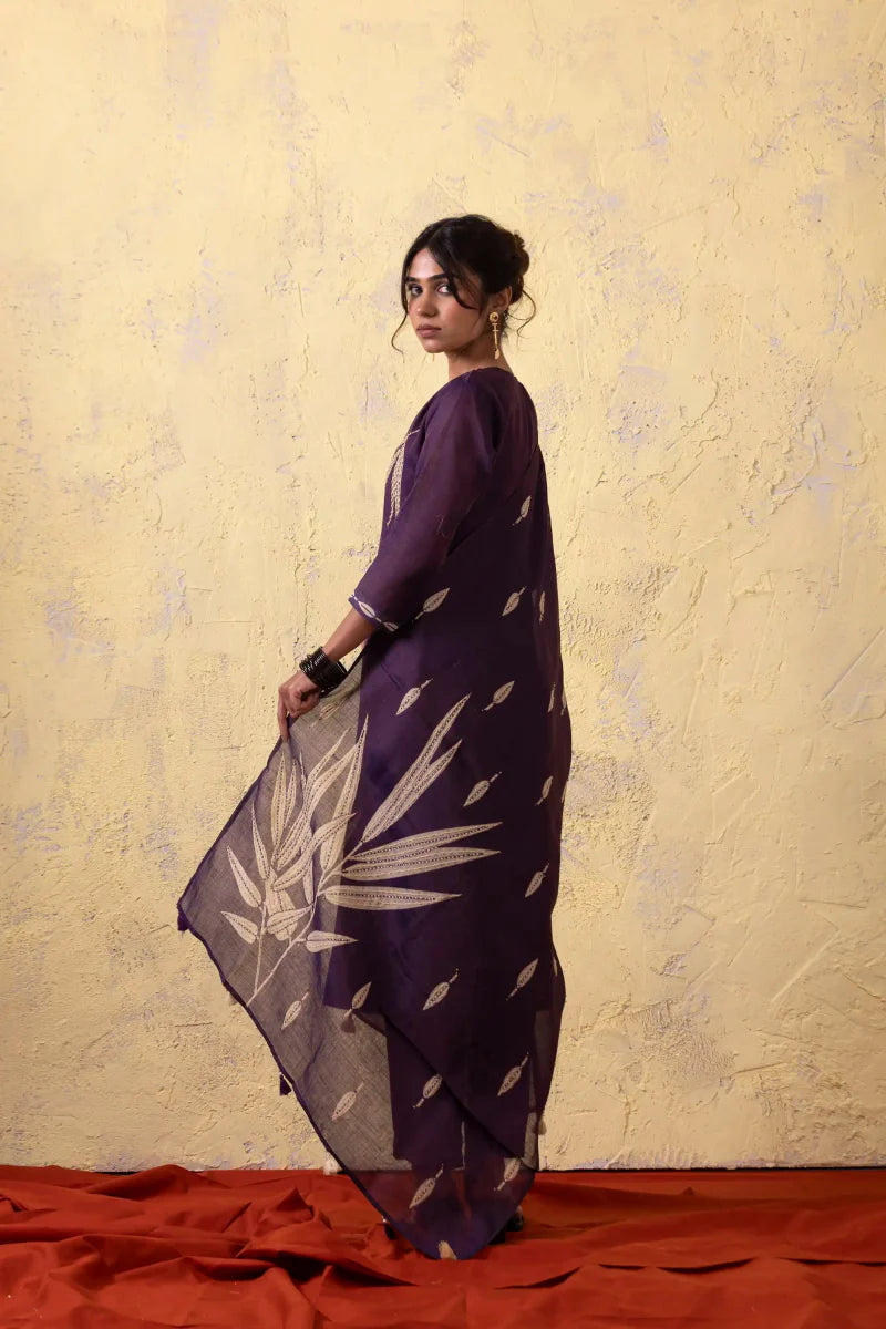 Purple Kurta Suit Set with Leaf Motif Detailing - Payal