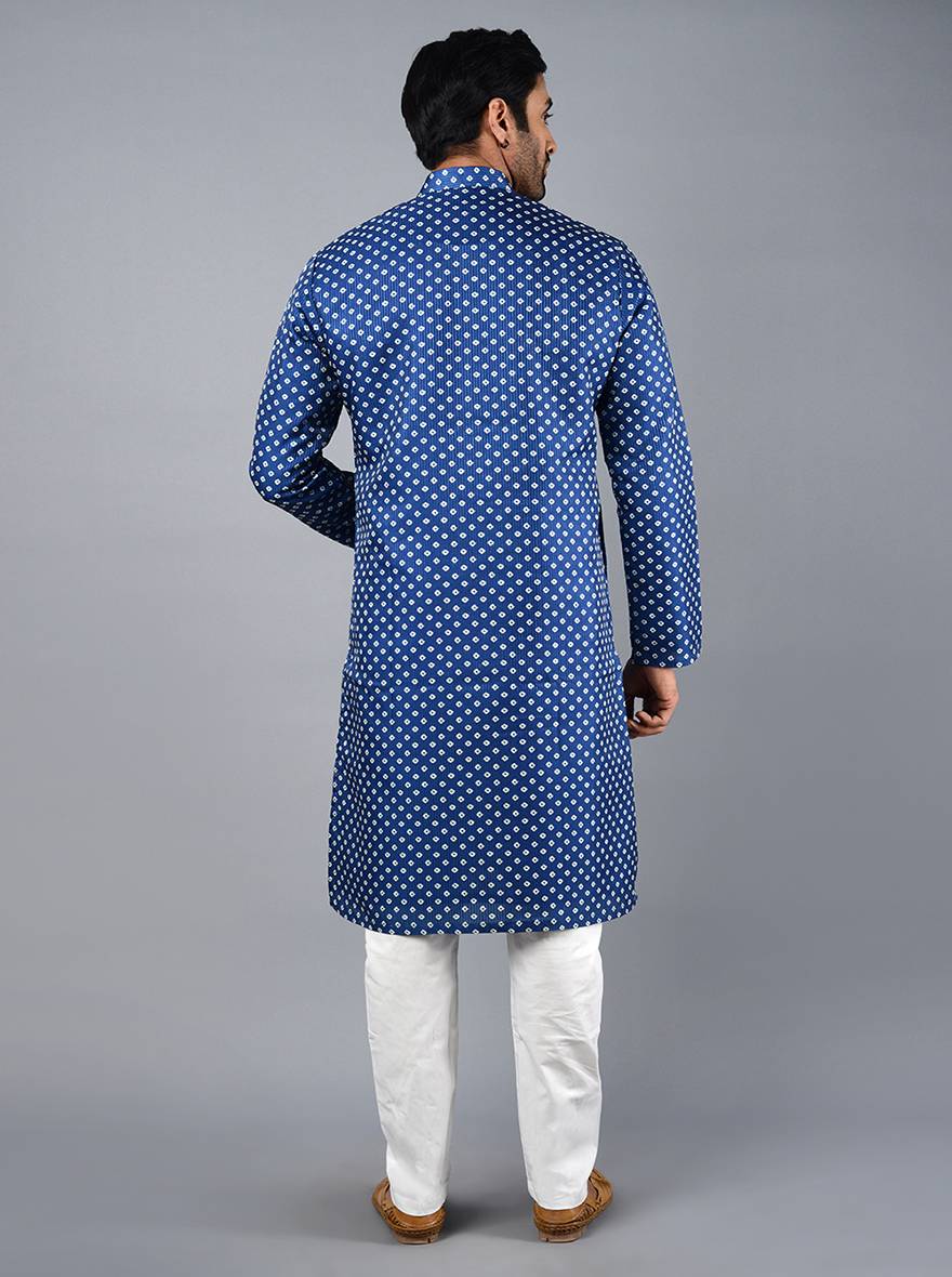 Elevate your ethnic collection with this fashionable Blue Kurta Set designed for men.