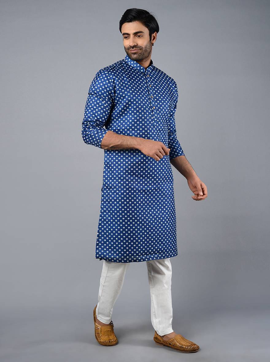 Stand out at events with this chic Blue Kurta Set, tailored for a refined look.