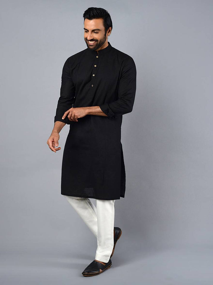 Timeless black kurta set featuring full sleeves and embroidery, ideal for festive occasions in the USA.