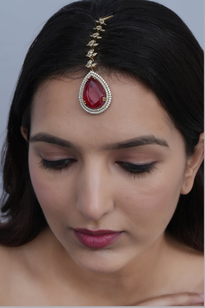 Elegant Pearl Maang Tikka | Traditional Indian Bridal Jewelry