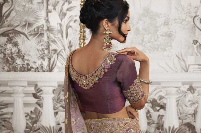 Light Purple Dola Silk Saree | Stunning Zari Work and Stylish Latkan