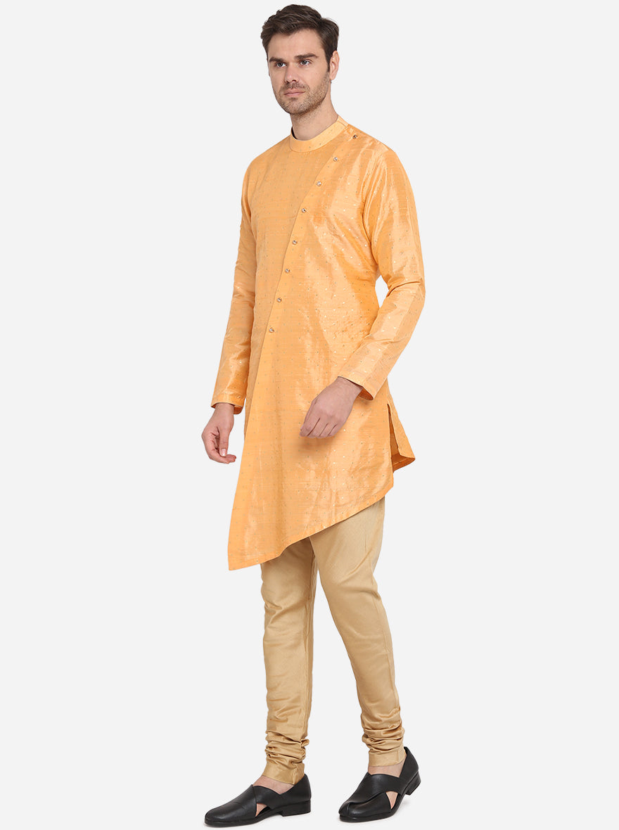 Comfortable orange kurta set, perfect for enhancing your festive wardrobe.