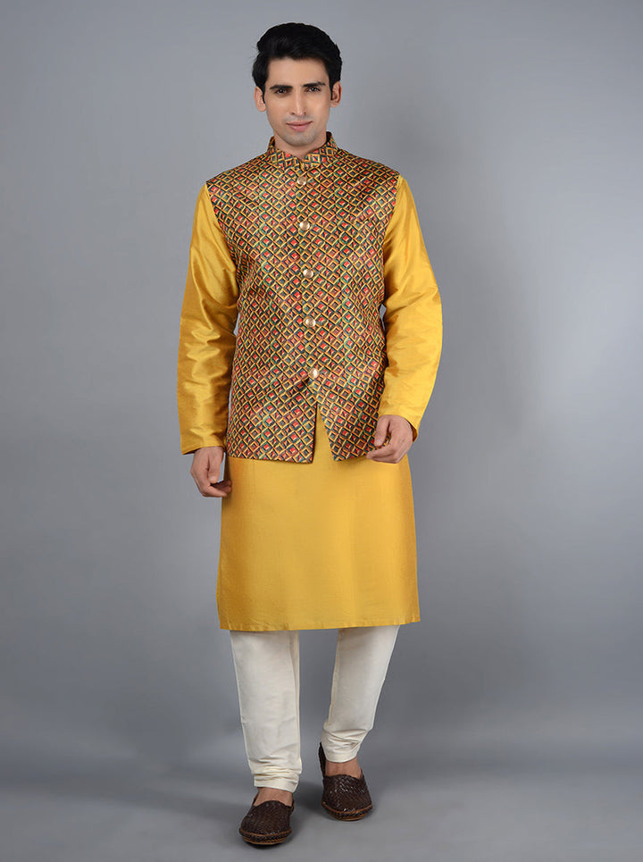 Statement-making yellow Bandhgala jacket designed for comfort and style during weddings and celebrations.