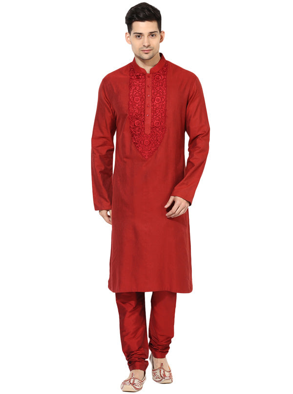 Elegant maroon kurta for men, designed for festive events and traditional gatherings in the USA.