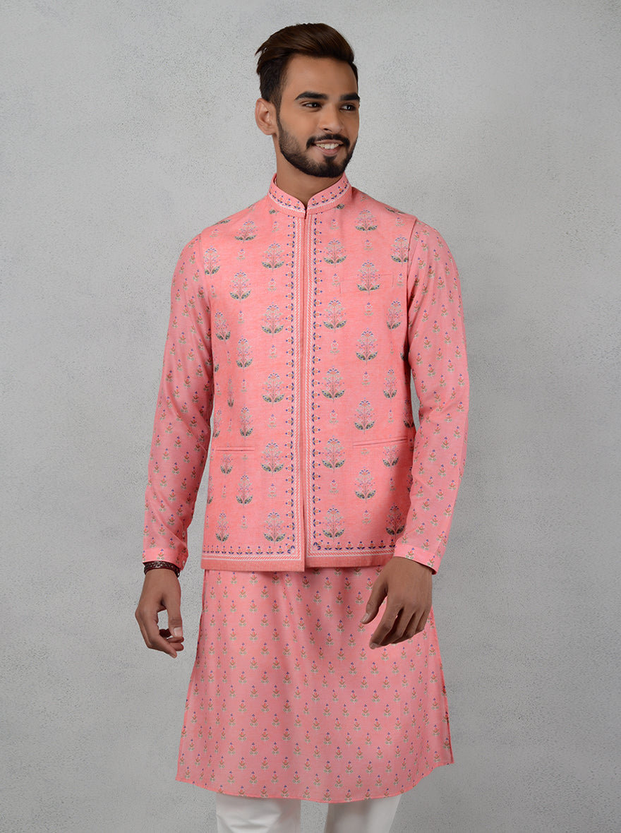 Comfortable and fashionable pink kurta with koti.